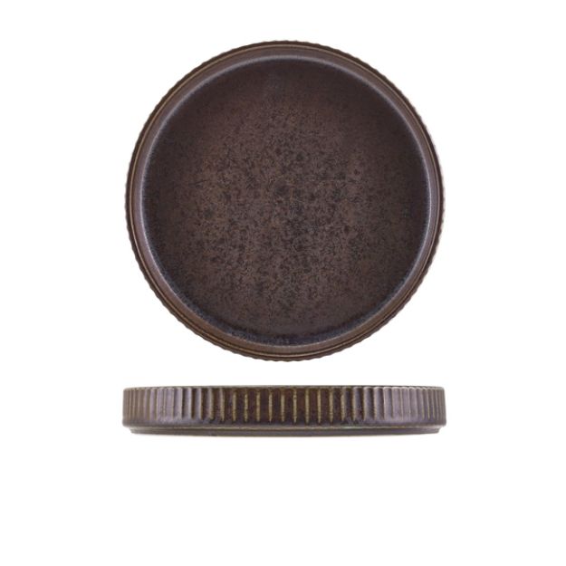Picture of Terra Porcelain Black Fluted Prese Plate 21cm