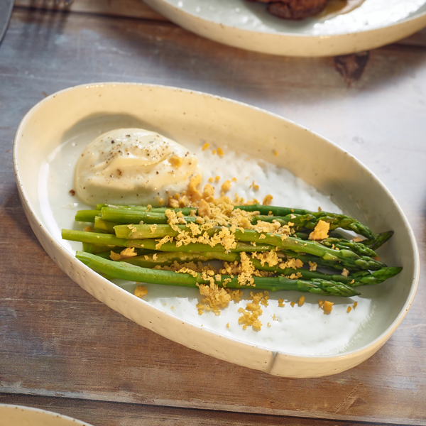 Picture of Kozo Porcelain Shiro Oval Plate 23cm 23.5 x 15.5 x 4.5cm (L x W x H)